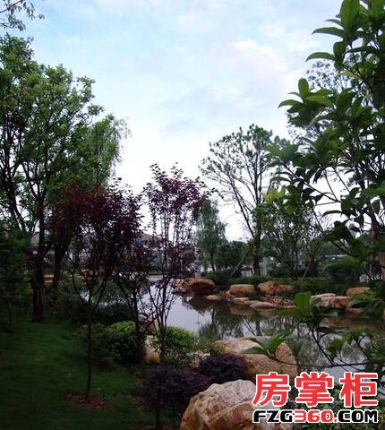 藏珑湖上国际社区实景图