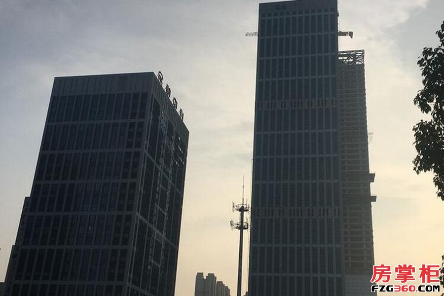 高速滨湖时代广场金融中心实景图