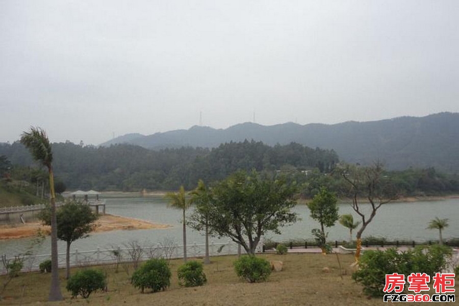 碧桂园湖光山色实景图