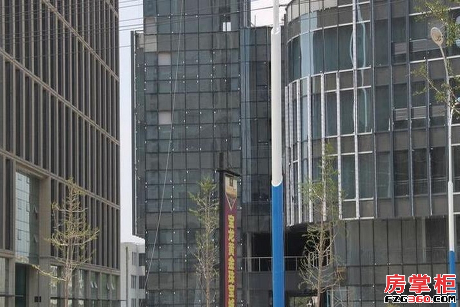 华通金融中心实景图
