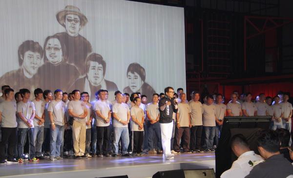 成家班于天津蓟县绿地盘龙谷文化城举行40周年庆 绿地