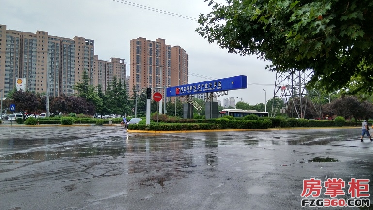 西部大道,西沣公路交口处