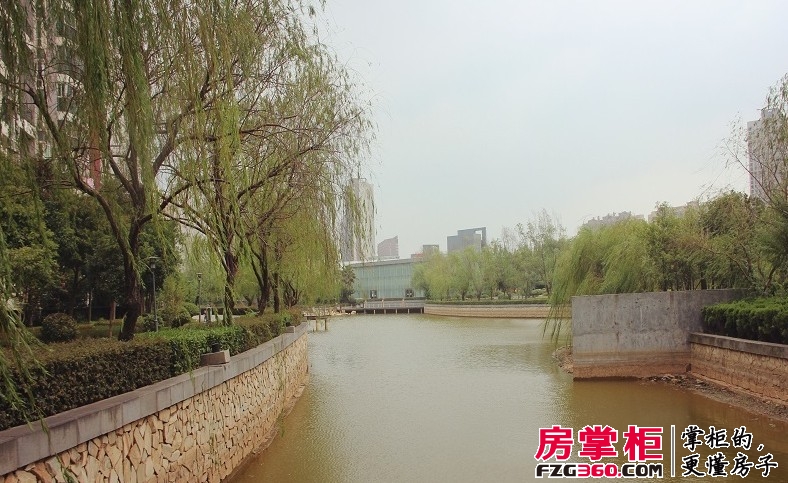珠江郦城小区实景