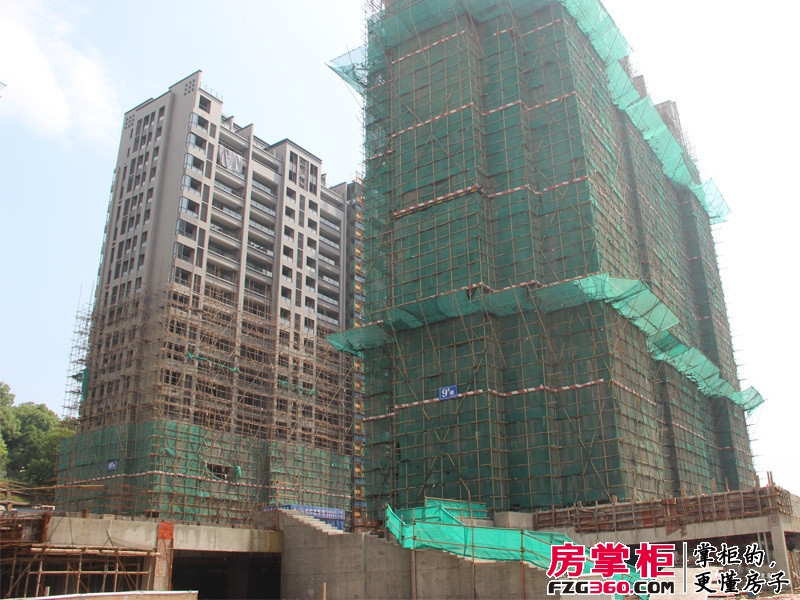 梅峰礼居实景图8、9号楼工程进度（20140520）
