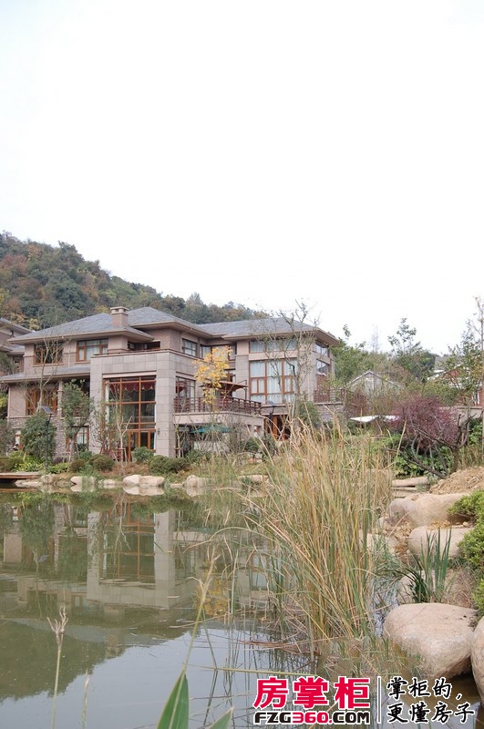 山湖印实景图一期在建别墅（2010.12）