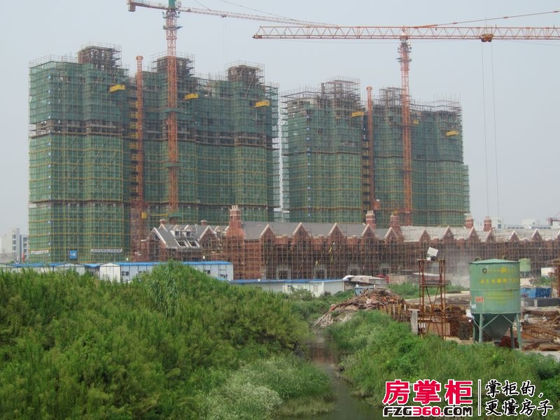 广宇上东城实景图三期工程进度（2012.8.12）
