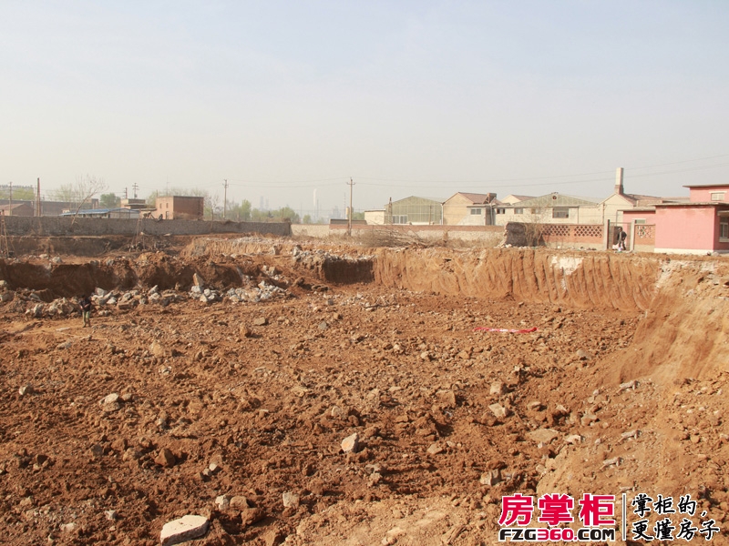 中建新悦城实景图项目工程进度（2014.3.30）
