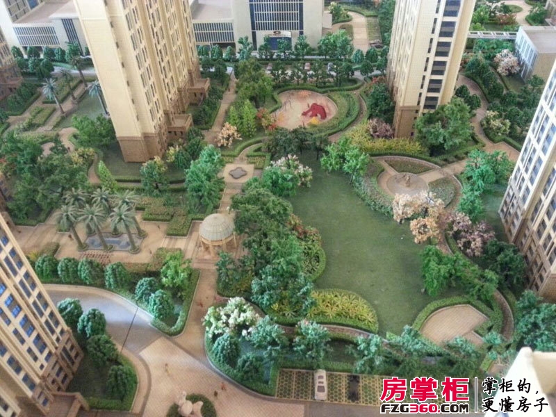 中国铁建·国际城实景图售楼处沙盘（2014-4-18）