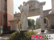 时尚假日实景图小区门口雕塑（2013-11-27）