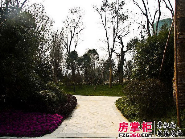 南昌恒大名都实景图园林（摄于2012-12-06）