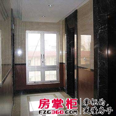 长江峰景样板间一期5号楼公共部分电梯