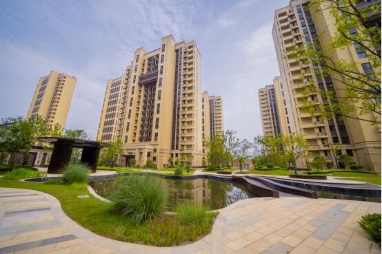 绿地理想城交付进行时 用心呵护您的家