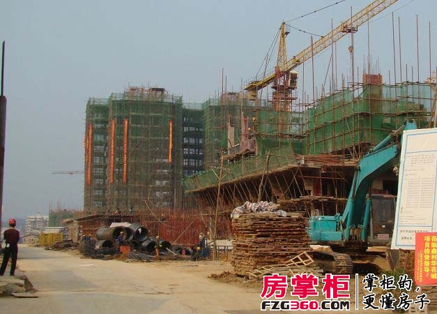 鑫利华花城实景图47#楼工程