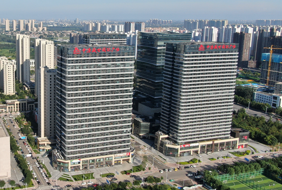 百米办公大楼,集国际会议中心,高端商务办公为一体,是石家庄规模最大