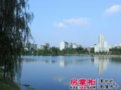 东湖国际花园望湖湖面景色实景（2013-07-01）