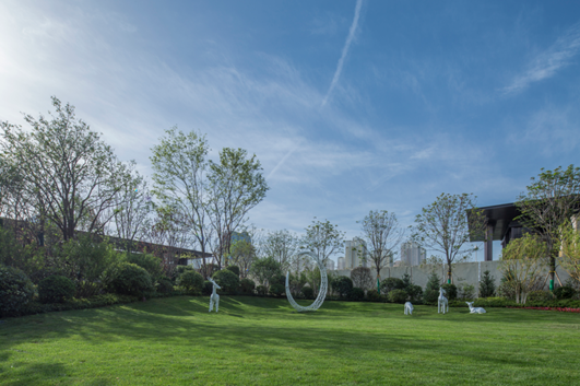 龙湖·紫宸丨城市级公园为邻 私享谧境生活