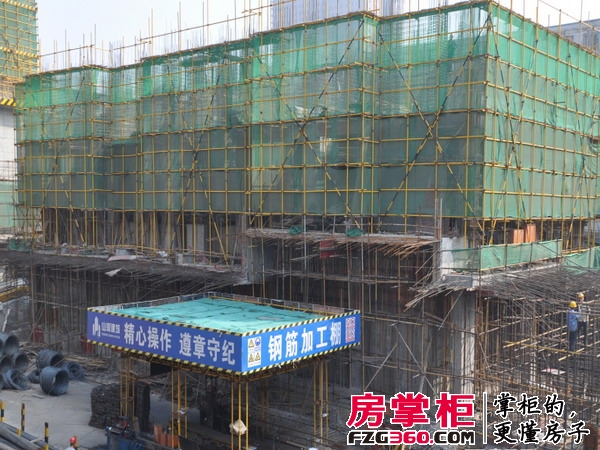 东晟阳光新城实景图2013年10月22日施工现场