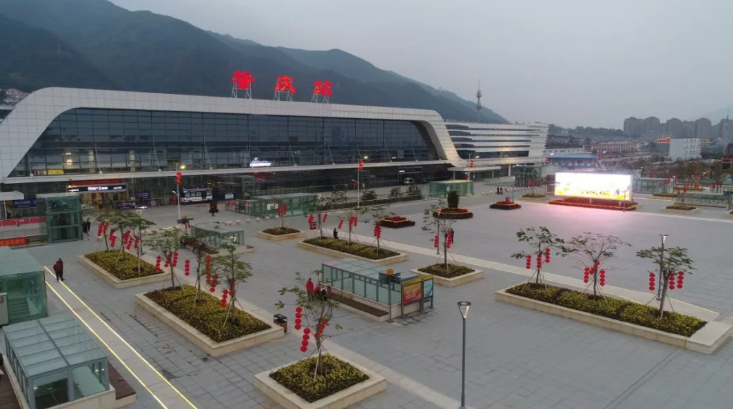 今年春运肇庆城轨列车有增无减