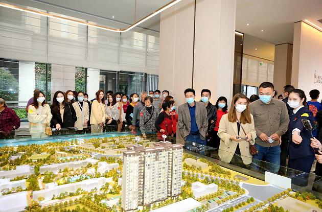 君誉湾位于大信海岸家园的腹地,众所周知,大信海岸家园是中山首席大型