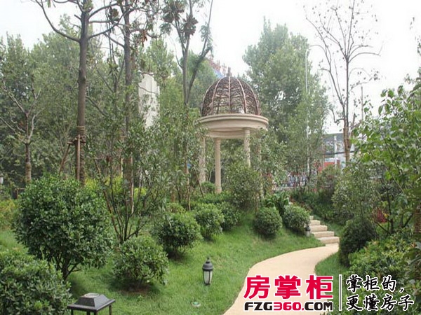 昌建誉峰实景图园林景观（2012-8）